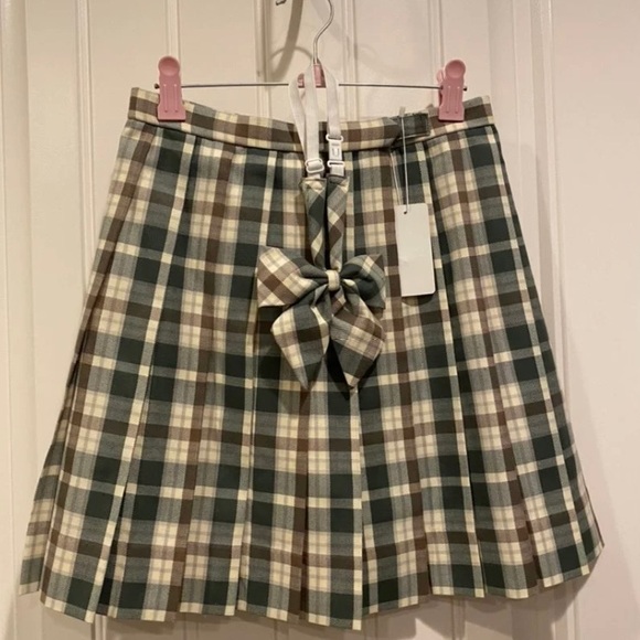 Plaid Skirt - Picture 9 of 11
